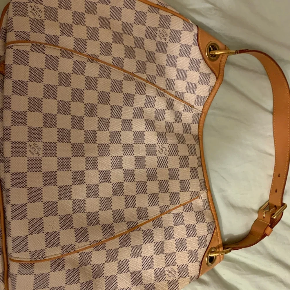 Authentic, like new, great condition Luise Vuitton hobo, cream checkers …